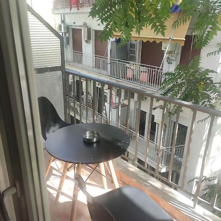 G M 3 Rooms Kentpo In The Heart Of The City Larissa Eksteriør billede