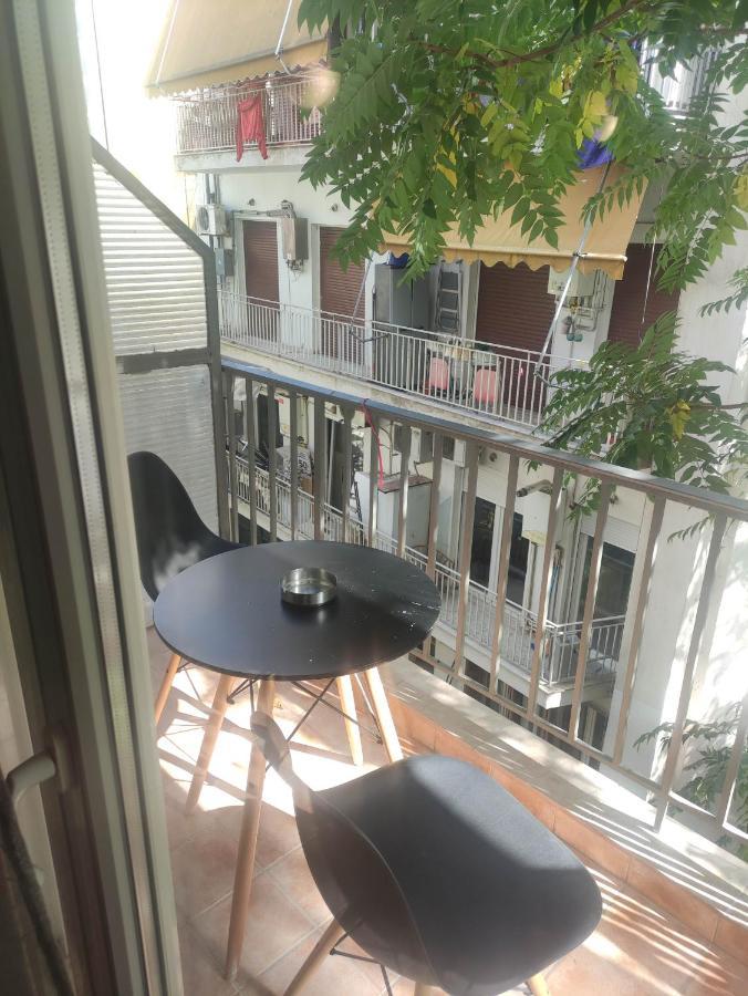 G M 3 Rooms Kentpo In The Heart Of The City Larissa Eksteriør billede