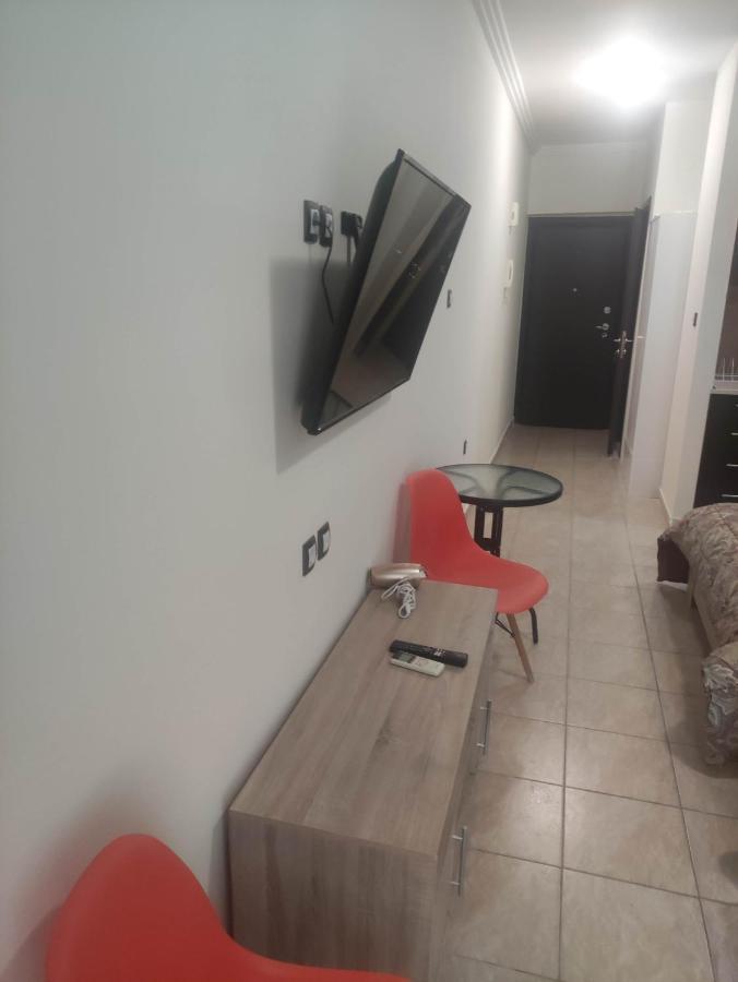 G M 3 Rooms Kentpo In The Heart Of The City Larissa Eksteriør billede